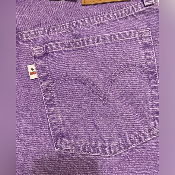 Free People/ Levi’s shorts - Picture 3 of 10